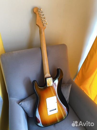 Электрогитара Bacchus Stratocaster