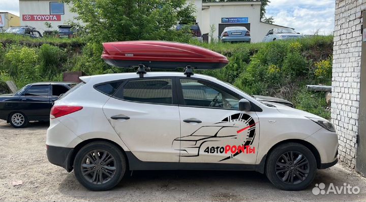 Бокс Voyage 520л красный глянец на Hyundai ix35