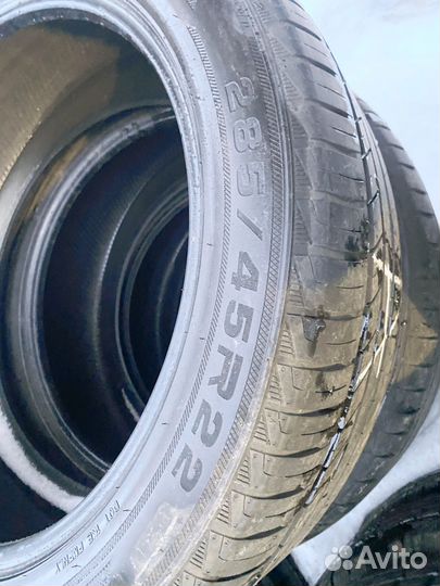 RoadX RXQuest SU01 285/45 R22