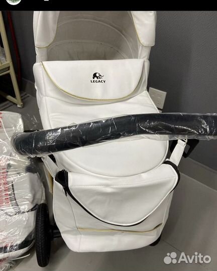 Коляска 2 в 1 белая кожа на золотой раме