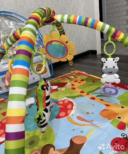 Развивающий коврик