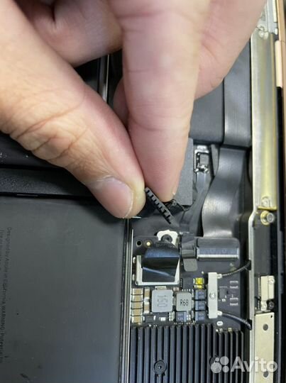 Macbook A2179 (на запчасти )