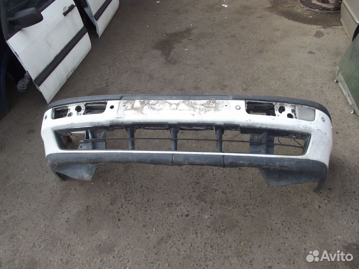 Бампер передний VW passat B4 (1994-1997) в сборе
