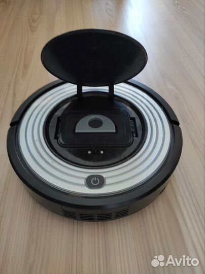 Робот пылесос redmond