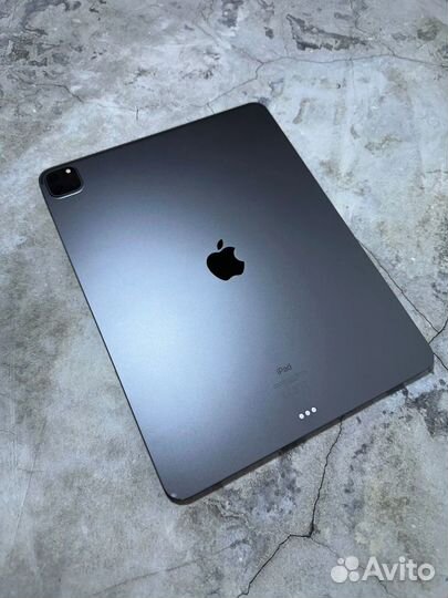 iPad Pro 12.9 5th (2021)