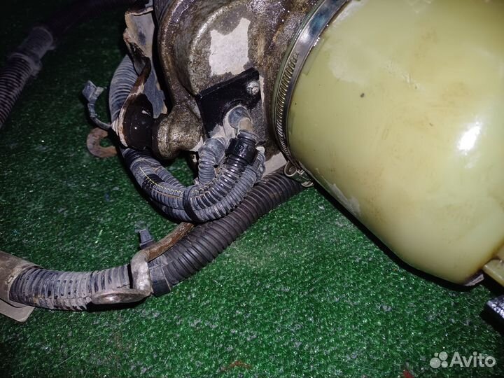 Насос гидроусилителя (эур) TRW Opel Astra H