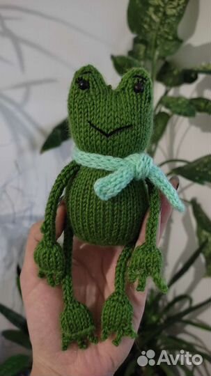 Вязаные игрушки Лягушка