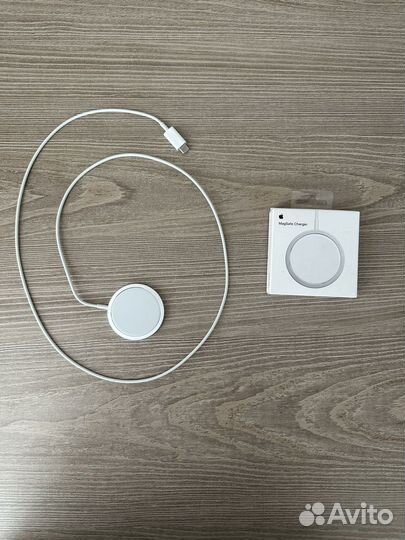 Беспроводная зарядка magsafe оригинал