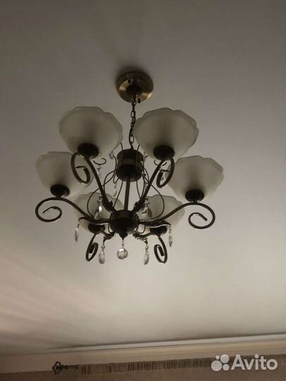 Люстра потолочная