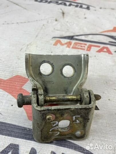 Петля двери передняя левая Peugeot 307 легковой