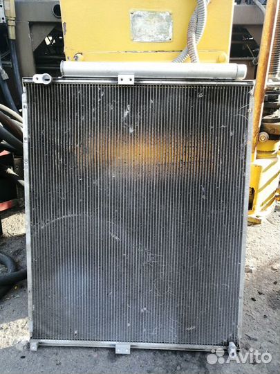 Toyota Camry V70 Радиатор кондиционера