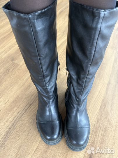 Зимние женские сапоги 38