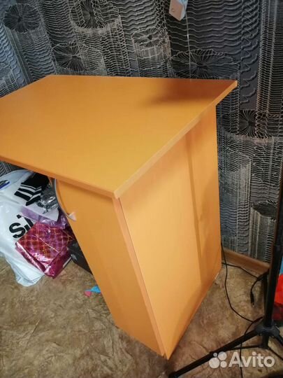 Стол компьютерный