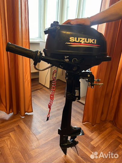 Мотор suzuki 2,5