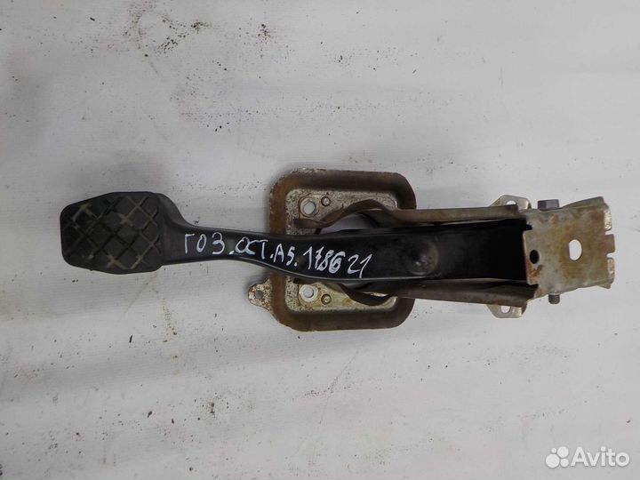 Педаль тормоза skoda octavia A5