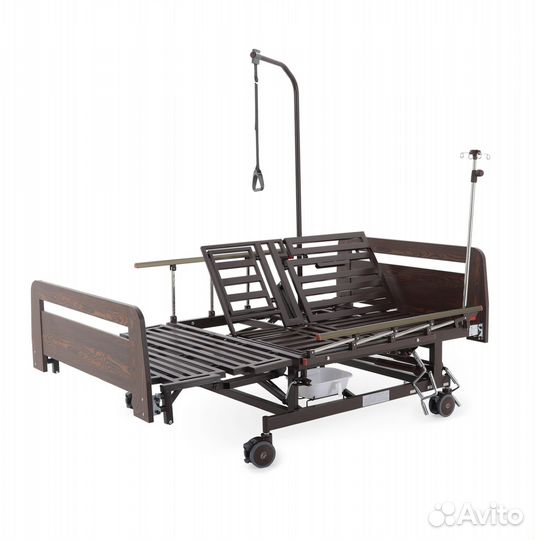 Медицинская кровать с матрасом