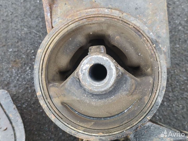 Опора двигателя hyundai sonata 4