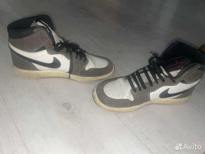 Кроссовки nike air jordan travis scott высокие