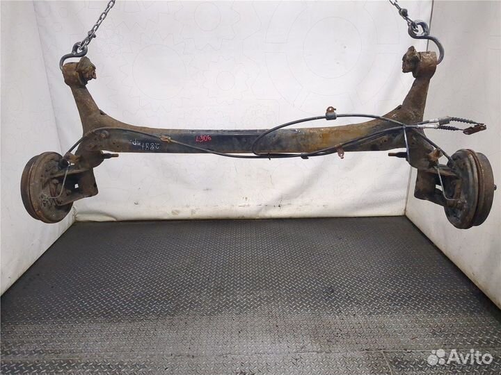 Балка подвески задняя Pontiac Vibe 1, 2003