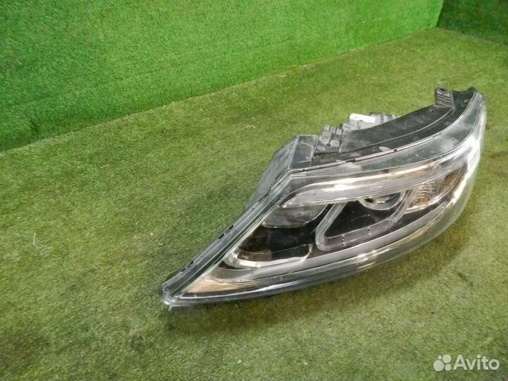 Фара левая Kia Sorento