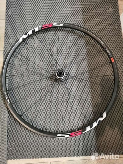 Колесо переднее Shimano WH-MT55 (26