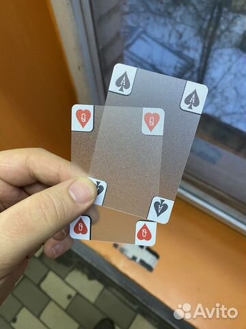 Пластиковые прозрачные игральные карты углы