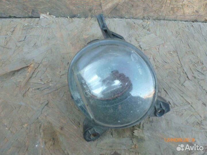 Фара противотуманная правая Toyota Corolla Verso