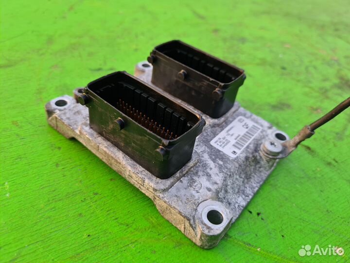 Блок управления двигателем для Opel Astra H 1.4
