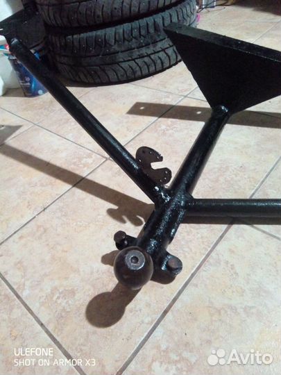 Фаркоп на toyota rav4 бу