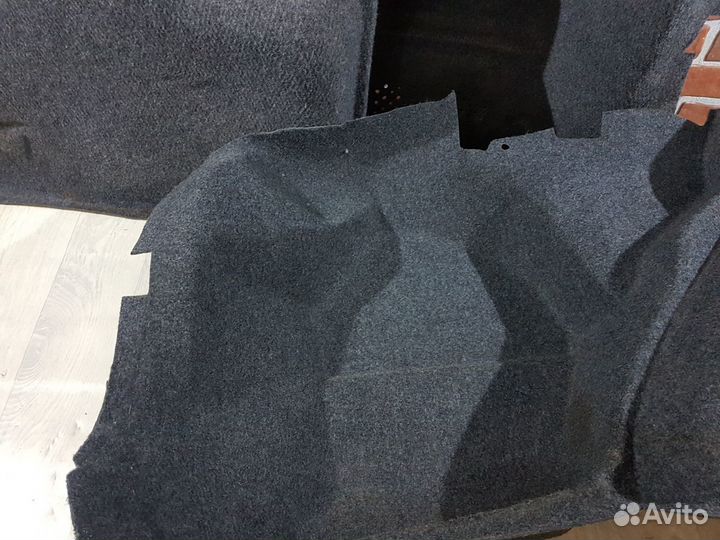 Обшивка багажника Skoda octavia a4