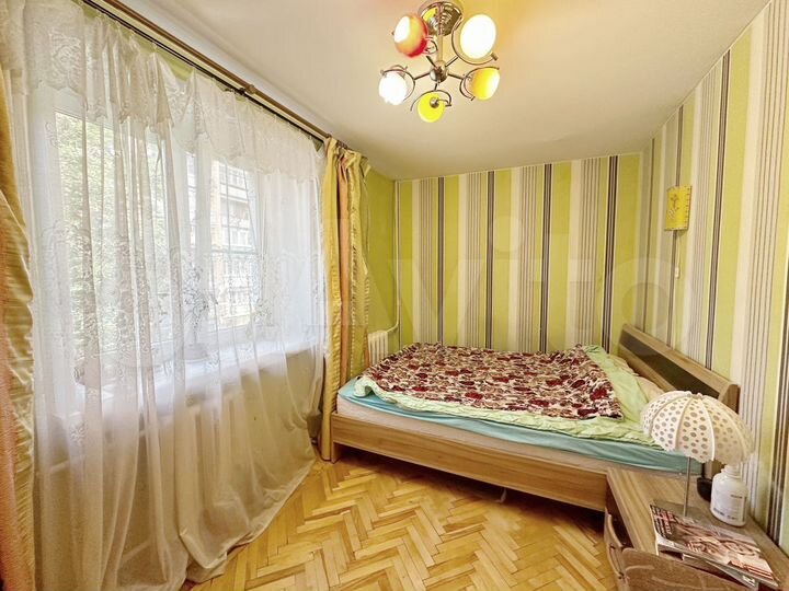 3-к. квартира, 55 м², 3/5 эт.