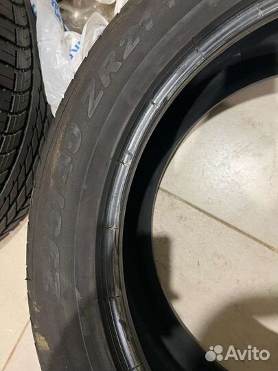 Pirelli P Zero 295/40 R21