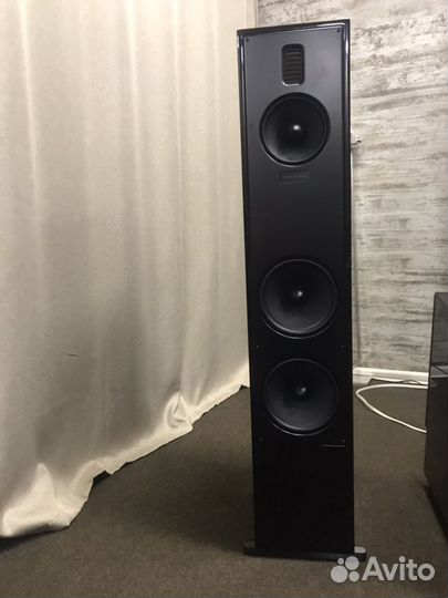 Martin Logan Motion 60 XTi High Gloss Black