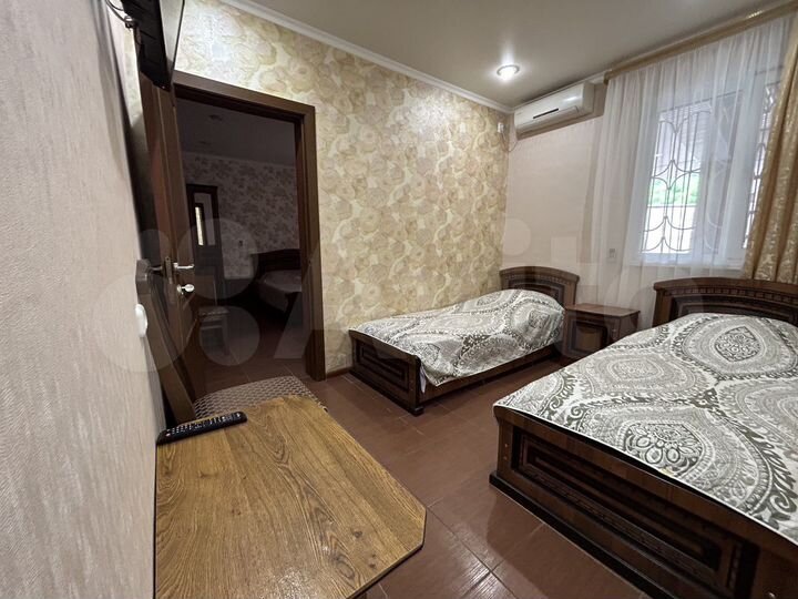 Гостиница, 980 м²