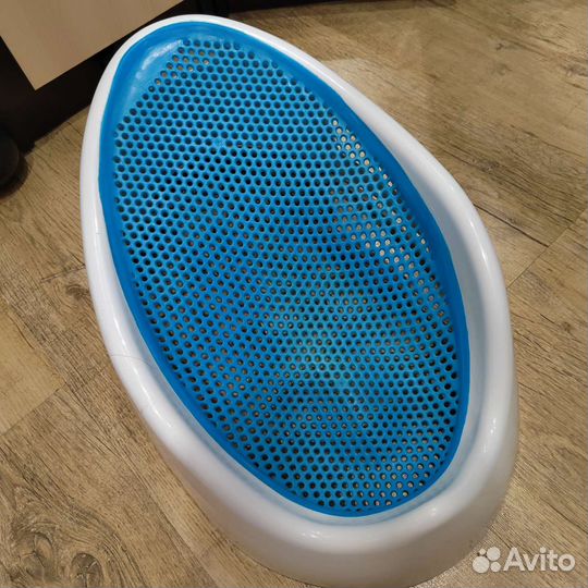 Горка и круг для купания