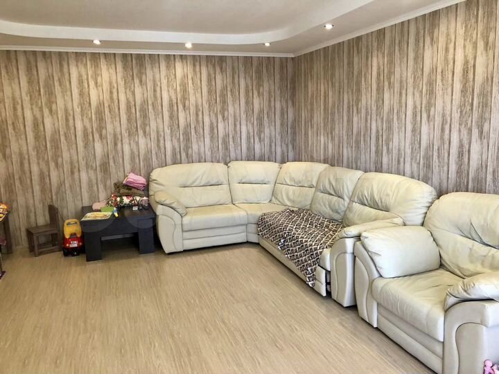 2-к. квартира, 60 м², 6/6 эт.