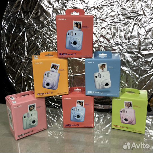 FujiFilm Instax Mini 12