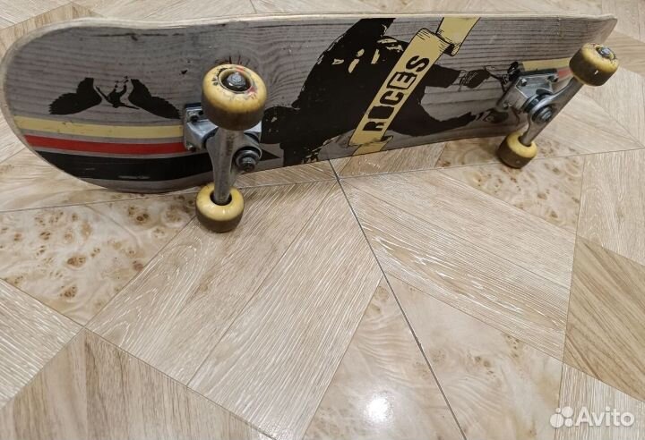 Скейтборд бу