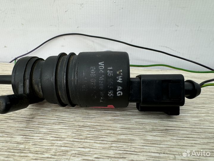 Насос омывателя Volkswagen Passat B5 2003