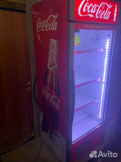 Витринный холодильник coca-cola