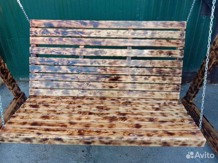 Садовые качели из дерева