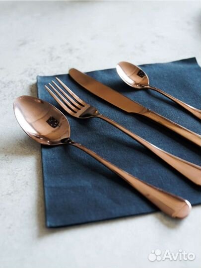 Набор столовых приборов
