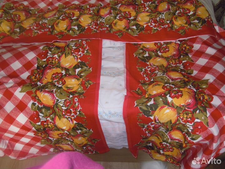 Комплект -шторы, занавески, скатерть, фартук