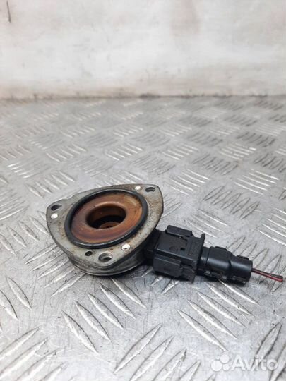 Фазорегулятор Mercedes-Benz C-Class седан 1.8