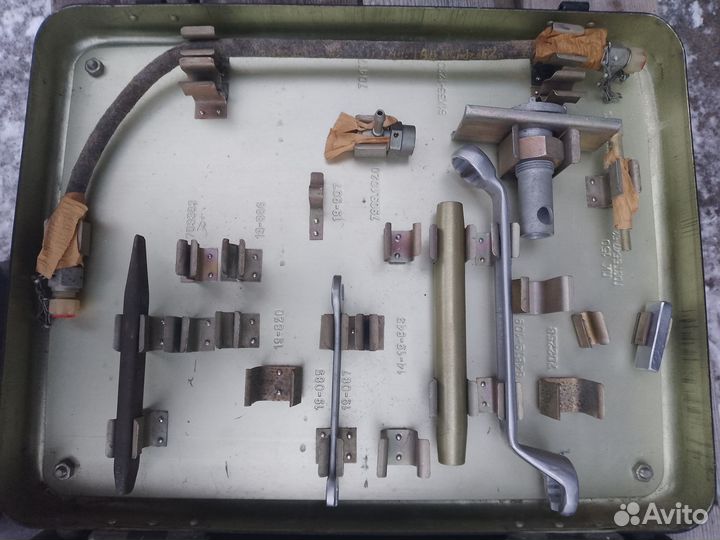 Бортовой инструмент двигателя тв2-117А