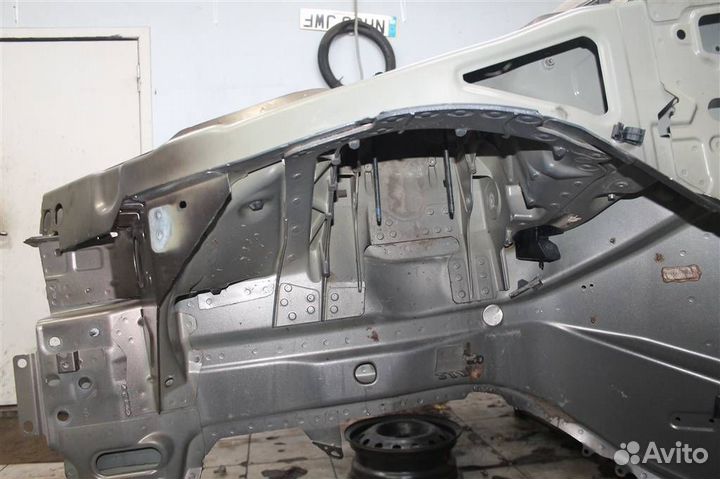 Четверть кузова передняя левая Volvo XC90 2014-2