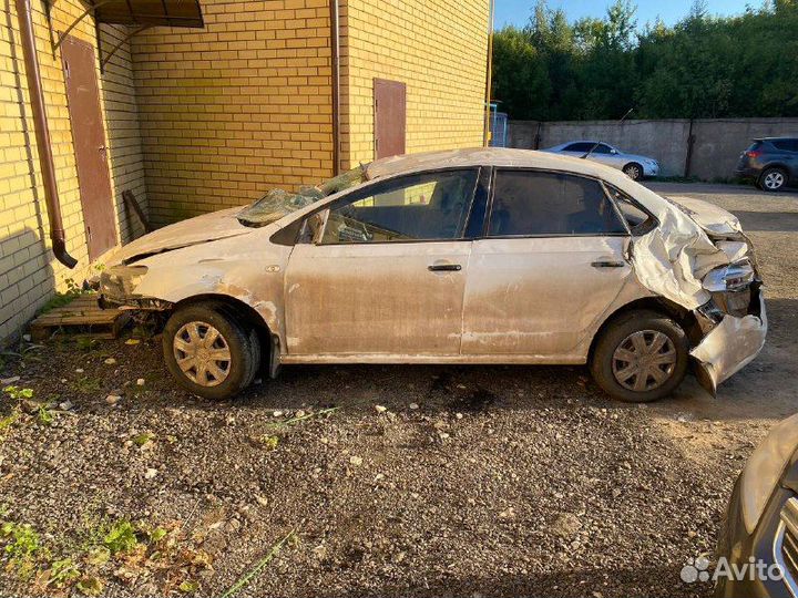 Разбор Volkswagen Polo Sedan Поло Седан 2011