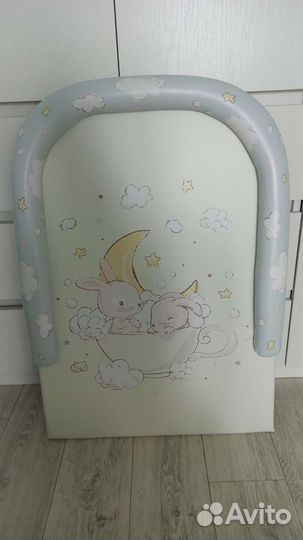 Пеленальная доска на кроватку