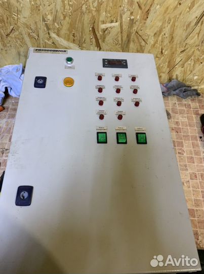 Холодильный агрегат на 300 кубов -18 -20