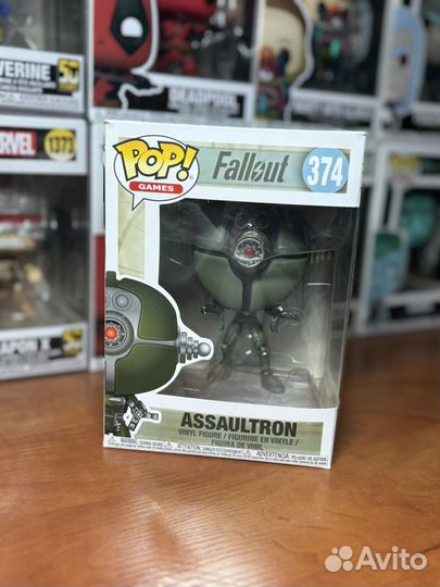 Funko pop Assaultron 374 (Fallout)